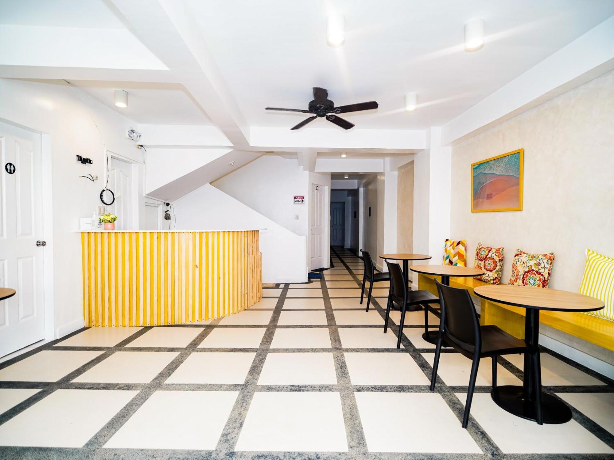 Cjs Boracay Joint Hotel Balabag  Bagian luar foto
