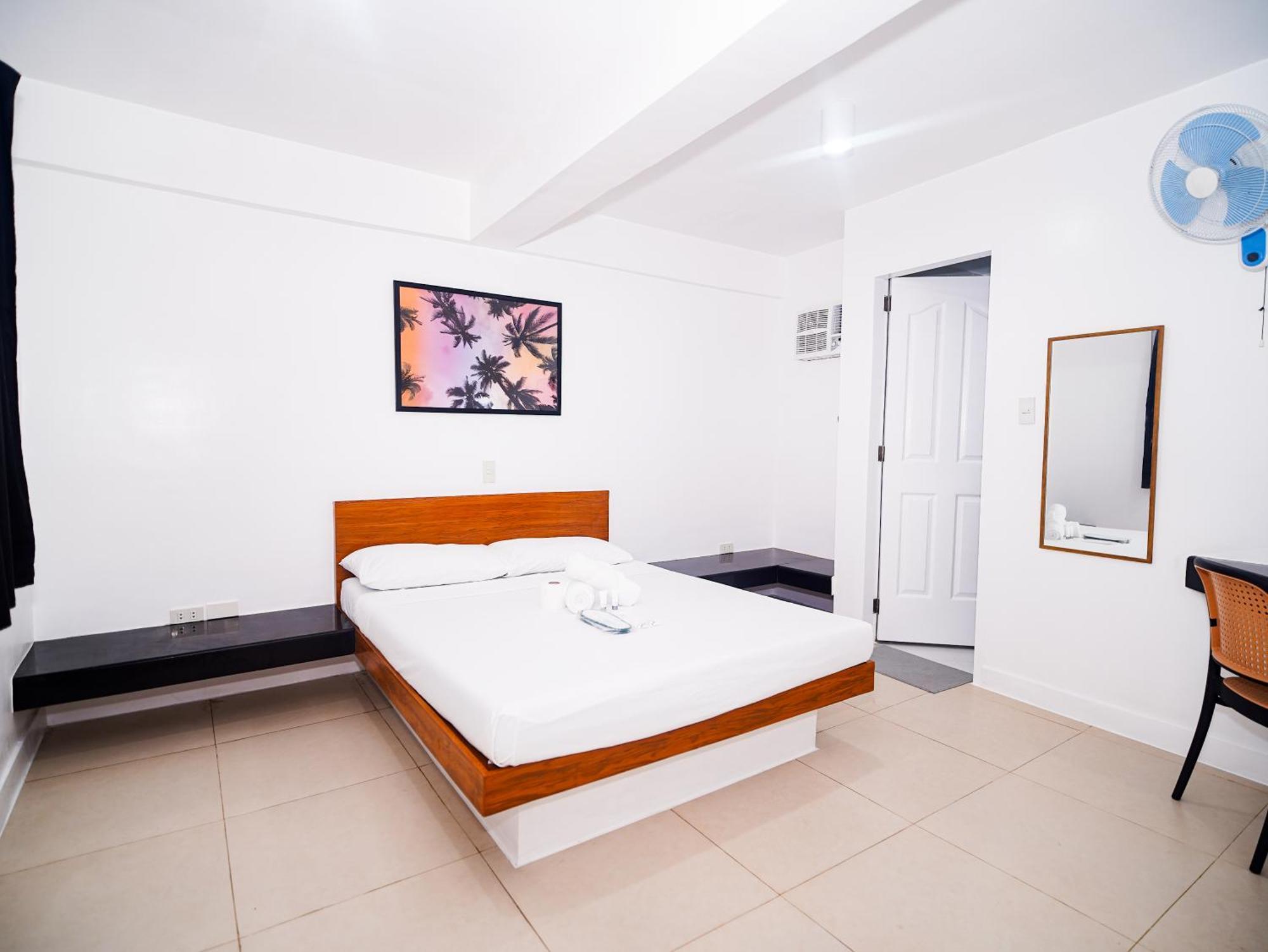 Cjs Boracay Joint Hotel Balabag  Bagian luar foto